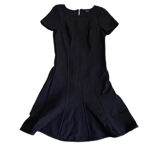 Ann Taylor little black body corp dress W/flared skirt & mesh shoulders. Size 6 - Picture 3 of 8